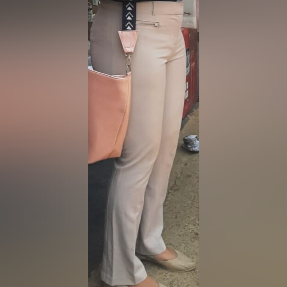 Beige trouser - Picture 2 of 5